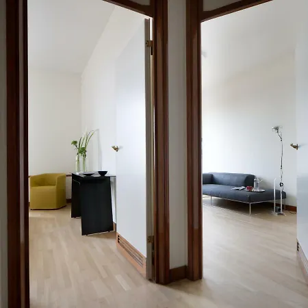 Апарт-отель Domux Torre Velasca 2*