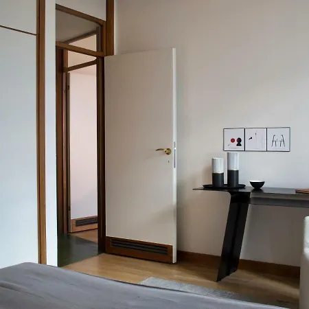 Domux Torre Velasca Апарт-отель 2*