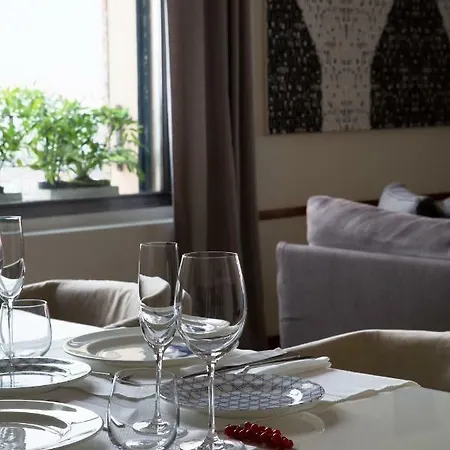 Domux Torre Velasca Апарт-отель